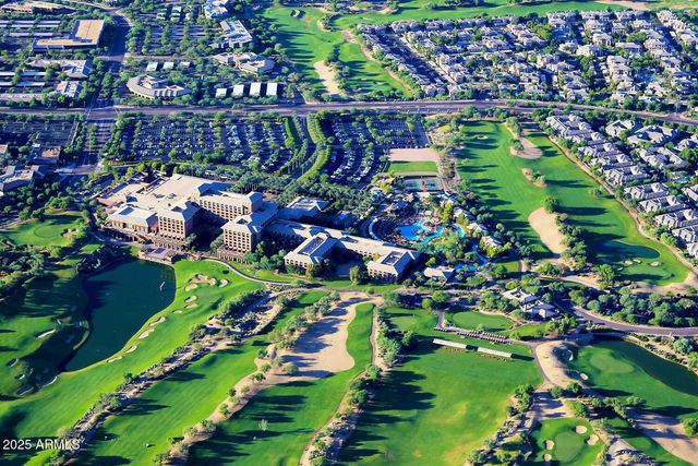 15221 N CLUBGATE Drive 2044, Scottsdale, AZ 85254