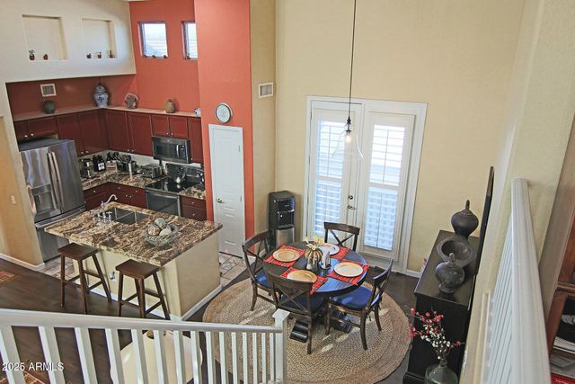 15221 N CLUBGATE Drive 2044, Scottsdale, AZ 85254