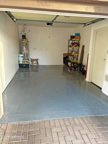 15221 N CLUBGATE Drive 2044, Scottsdale, AZ 85254