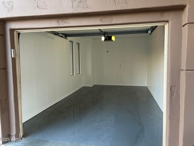 15221 N CLUBGATE Drive 2044, Scottsdale, AZ 85254