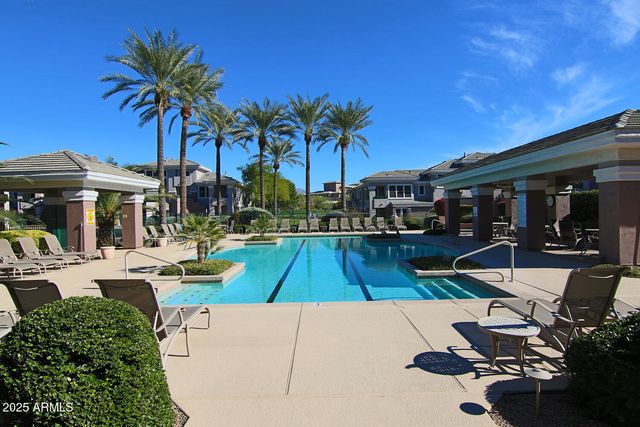 15221 N CLUBGATE Drive 2044, Scottsdale, AZ 85254