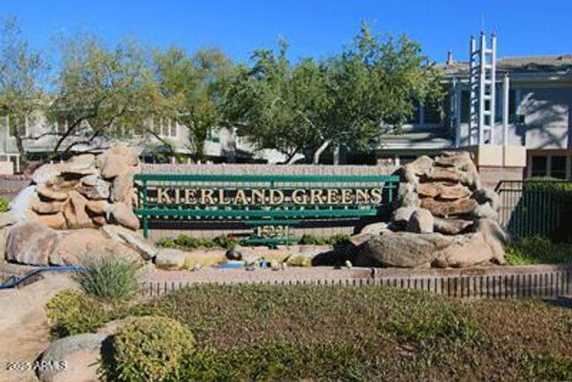 15221 N CLUBGATE Drive 2044, Scottsdale, AZ 85254