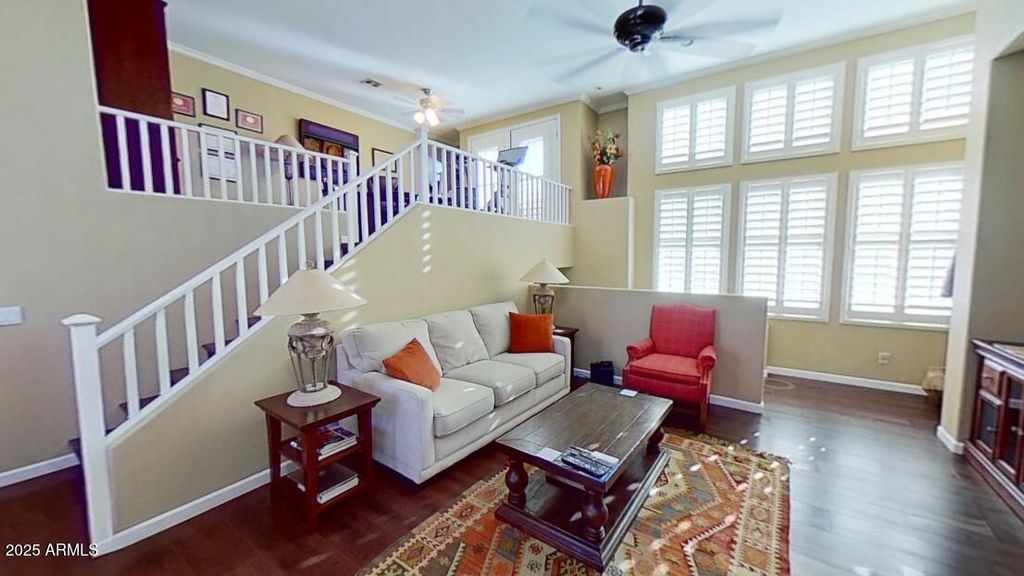 15221 N CLUBGATE Drive 2044, Scottsdale, AZ 85254