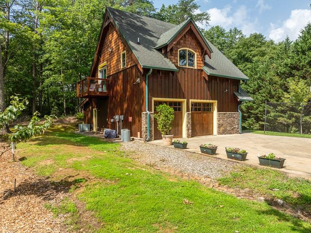 21-235 Riverview Circle, Blue Ridge, GA 30513
