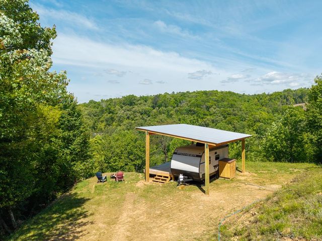 21-235 Riverview Circle, Blue Ridge, GA 30513