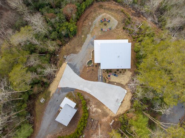 21-235 Riverview Circle, Blue Ridge, GA 30513