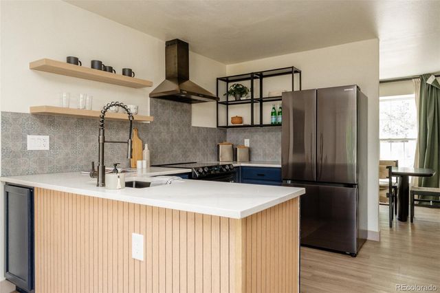 1410 S Vaughn Circle, Aurora, CO 80012