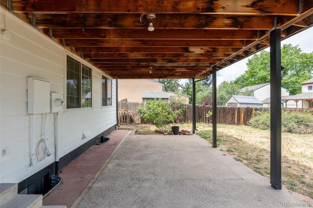 1410 S Vaughn Circle, Aurora, CO 80012