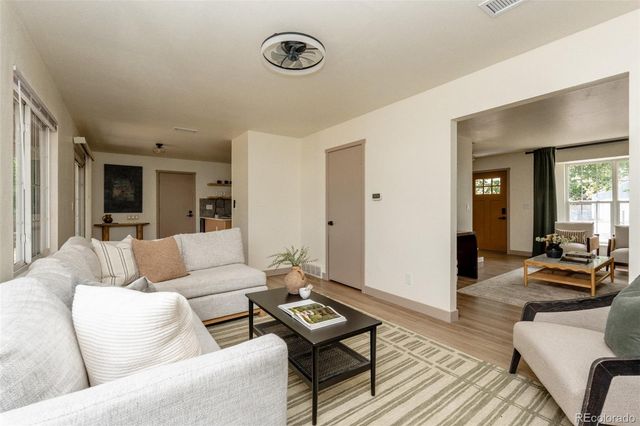 1410 S Vaughn Circle, Aurora, CO 80012