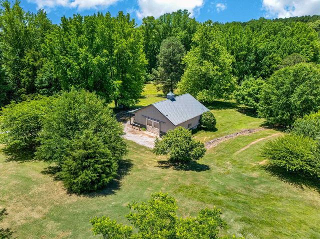 719 Hickory Hollow, Inman, SC 29349