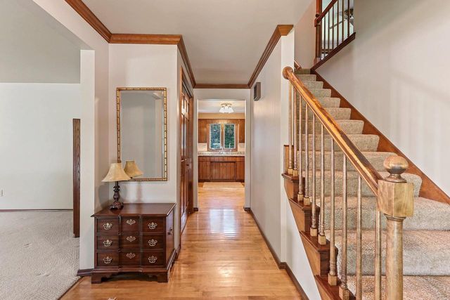 2697 INDIAN HILL DRIVE, Green Bay, WI 54313