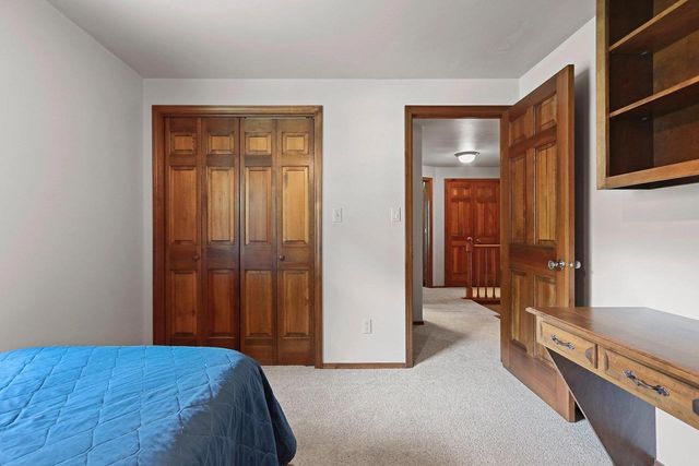 2697 INDIAN HILL DRIVE, Green Bay, WI 54313
