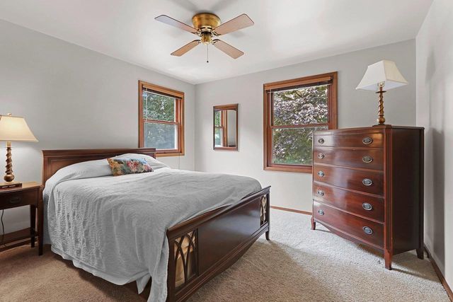 2697 INDIAN HILL DRIVE, Green Bay, WI 54313
