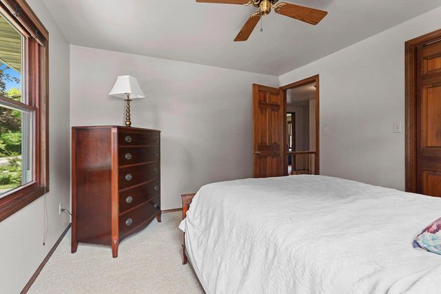 2697 INDIAN HILL DRIVE, Green Bay, WI 54313
