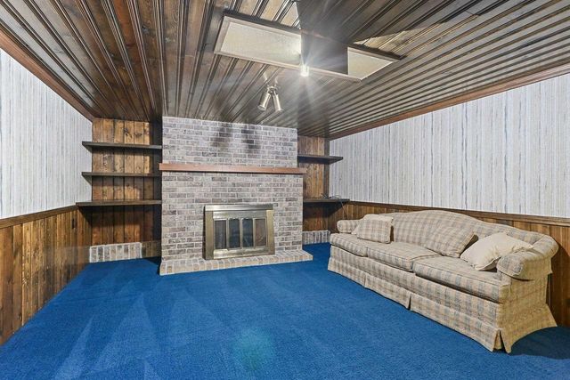 2697 INDIAN HILL DRIVE, Green Bay, WI 54313