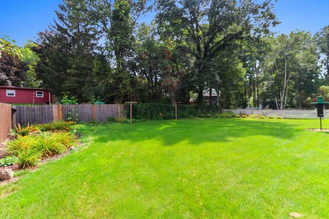2697 INDIAN HILL DRIVE, Green Bay, WI 54313