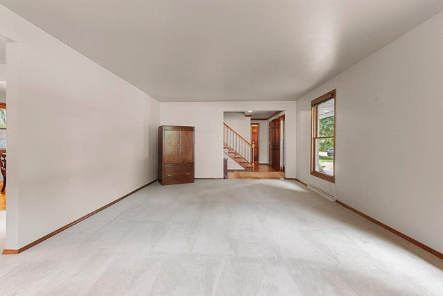 2697 INDIAN HILL DRIVE, Green Bay, WI 54313