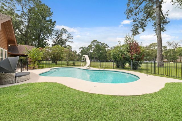 601 Brandon Road, Conroe, TX 77302