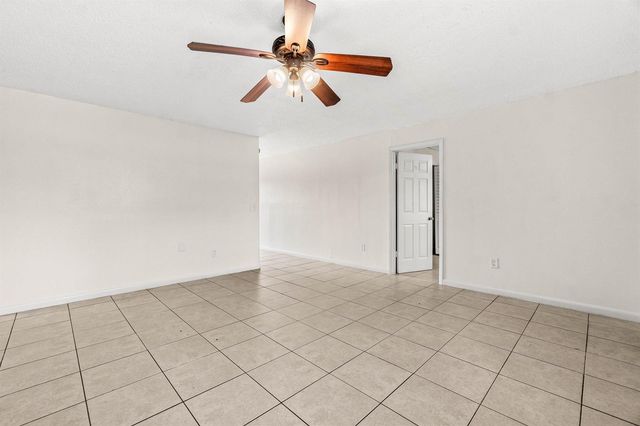 4807 Gulfstream Road, Lake Worth, FL 33461