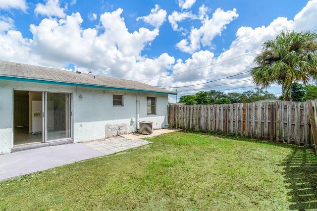 4807 Gulfstream Road, Lake Worth, FL 33461