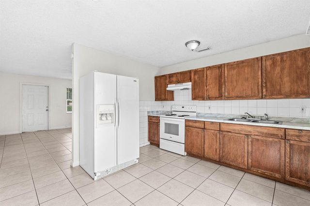4807 Gulfstream Road, Lake Worth, FL 33461