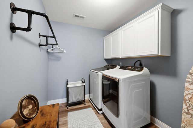 4009 Mooncoin Way, Lexington, KY 40515
