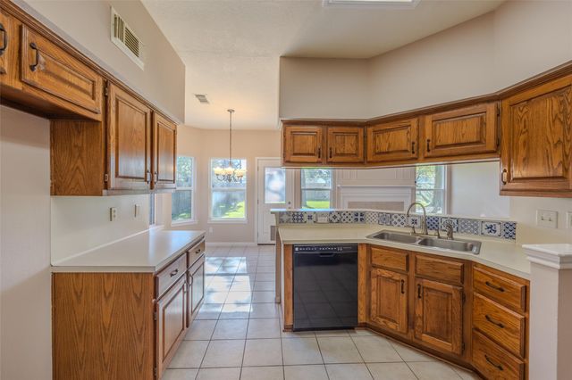 7718 Shangrila Lane, Houston, TX 77095