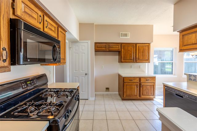 7718 Shangrila Lane, Houston, TX 77095