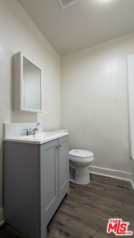 439 Lucas Avenue 6, Los Angeles, CA 90017
