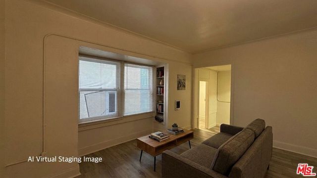 439 Lucas Avenue 6, Los Angeles, CA 90017