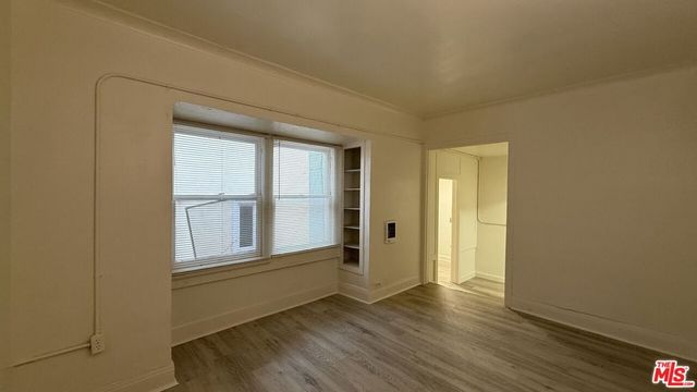 439 Lucas Avenue 6, Los Angeles, CA 90017