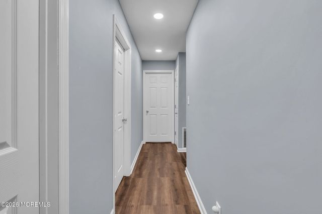 16 Hemlock Drive, Parlin, NJ 08859