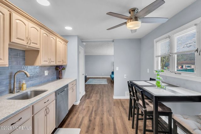 16 Hemlock Drive, Parlin, NJ 08859