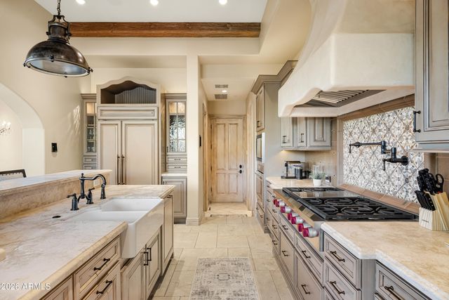 18988 N 101ST Street, Scottsdale, AZ 85255