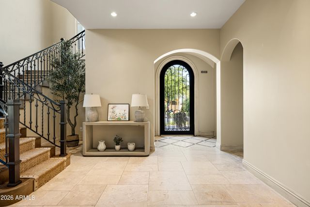 18988 N 101ST Street, Scottsdale, AZ 85255