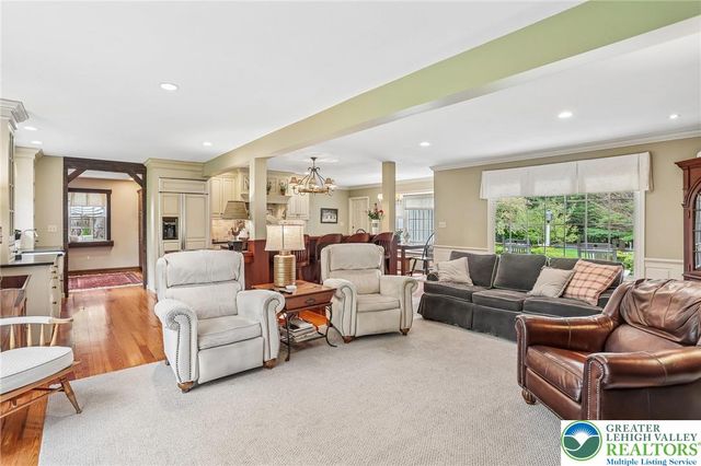 3811 Lilac Road, Lower Macungie Twp, PA 18103