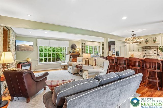 3811 Lilac Road, Lower Macungie Twp, PA 18103