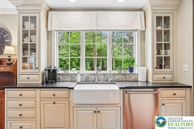 3811 Lilac Road, Lower Macungie Twp, PA 18103