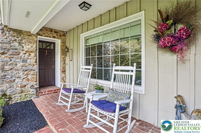 3811 Lilac Road, Lower Macungie Twp, PA 18103
