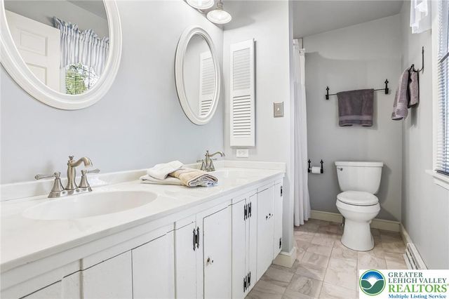 3811 Lilac Road, Lower Macungie Twp, PA 18103