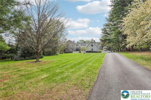 3811 Lilac Road, Lower Macungie Twp, PA 18103