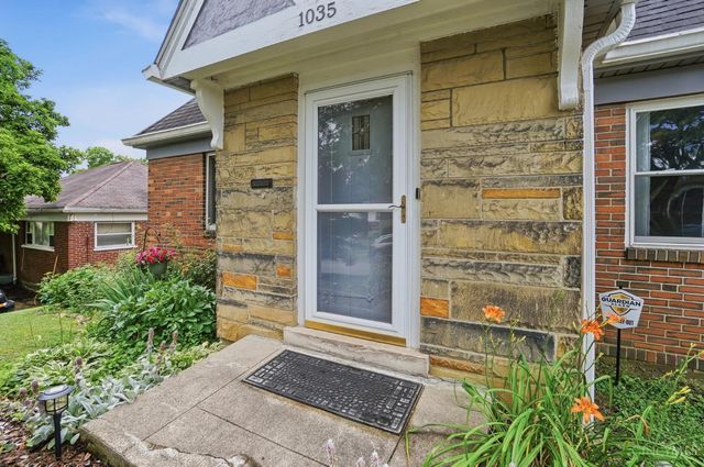 1035 Cheyenne Drive, Cincinnati, OH 45216