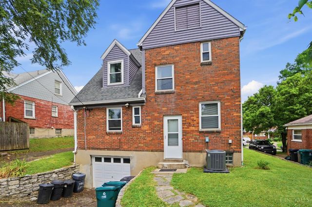 1035 Cheyenne Drive, Cincinnati, OH 45216