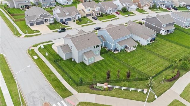 500 SW Brummel Road, Lee's Summit, MO 64081