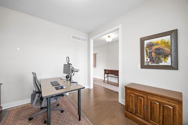 500 SW Brummel Road, Lee's Summit, MO 64081