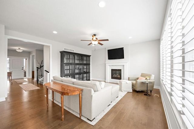 500 SW Brummel Road, Lee's Summit, MO 64081