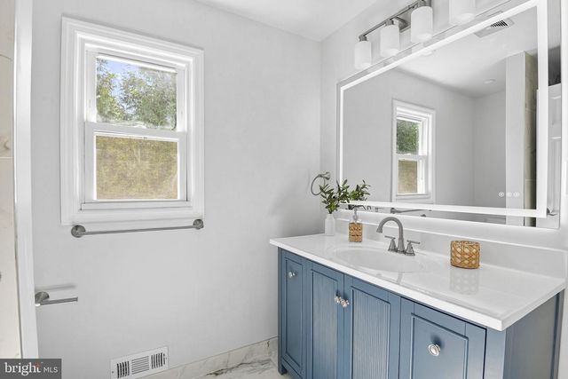146 GARY DR, Trenton, NJ 08690