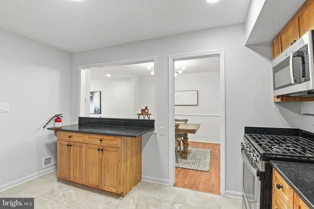 146 GARY DR, Trenton, NJ 08690