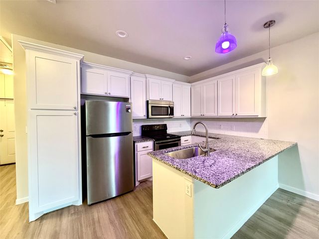 2301 N Hickory, Sherman, TX 75092