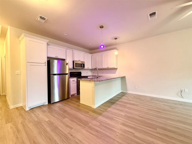 2301 N Hickory, Sherman, TX 75092